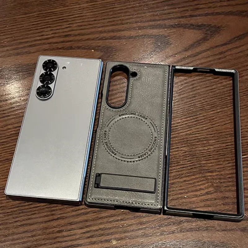 Retro Leather Hidden Tripod Ph - огляд і ціна Retro Handset Phone