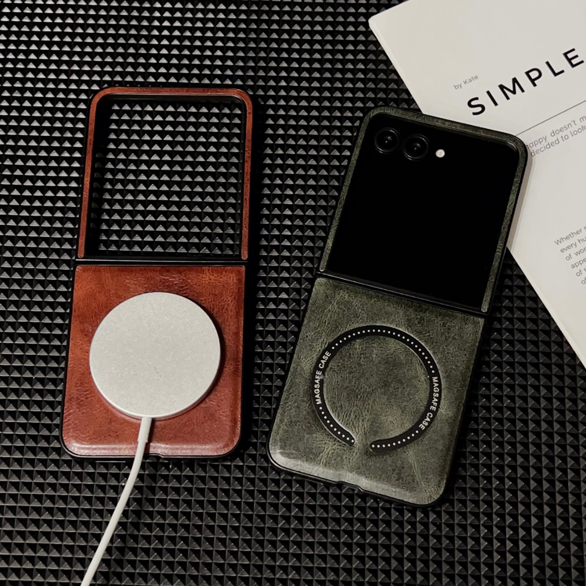 Retro Plain Vegan Leather Magn - огляд і ціна Retro Handset Phone